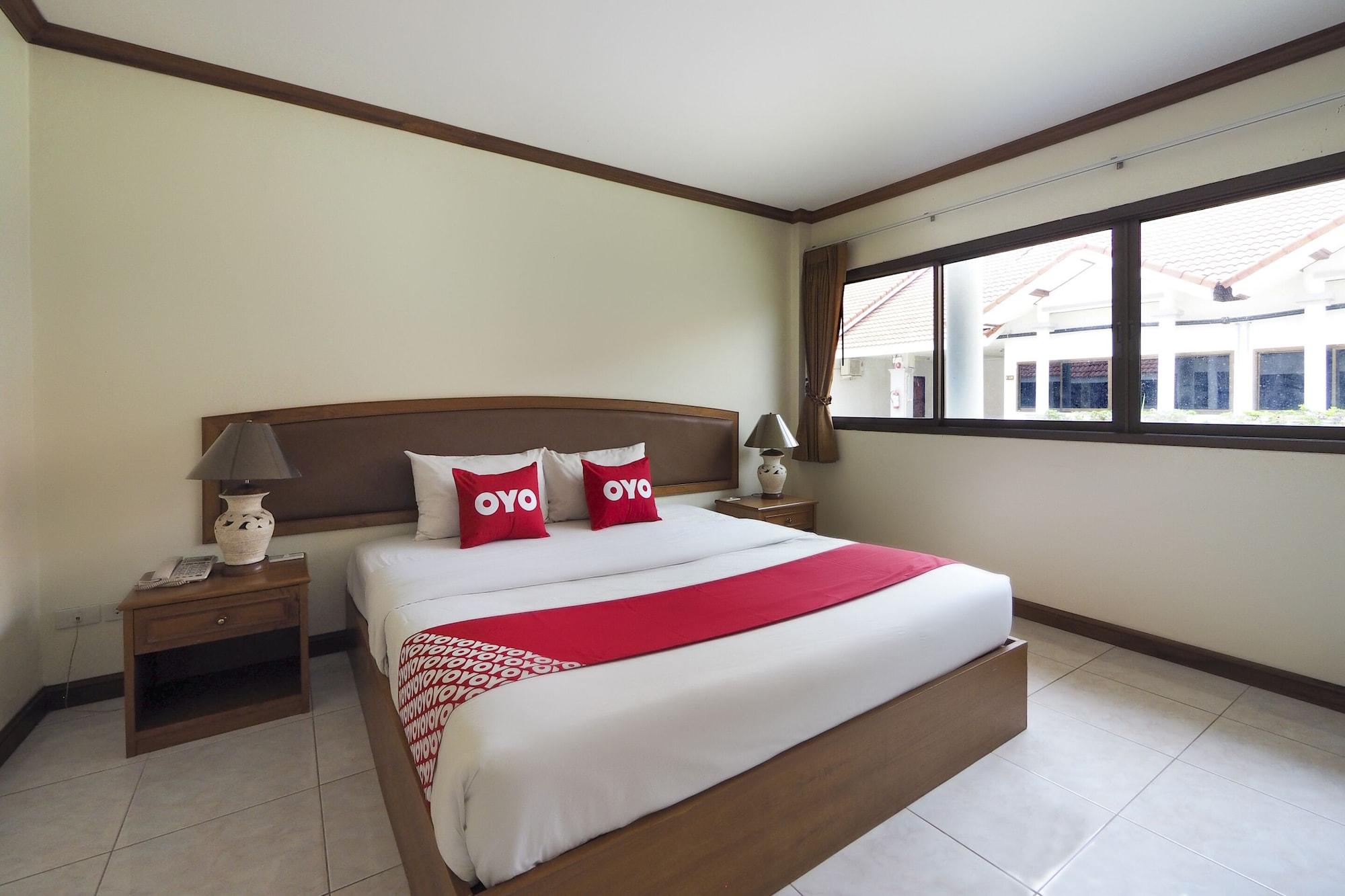 Oyo 859 Golden Land Hotel Чианграй Экстерьер фото
