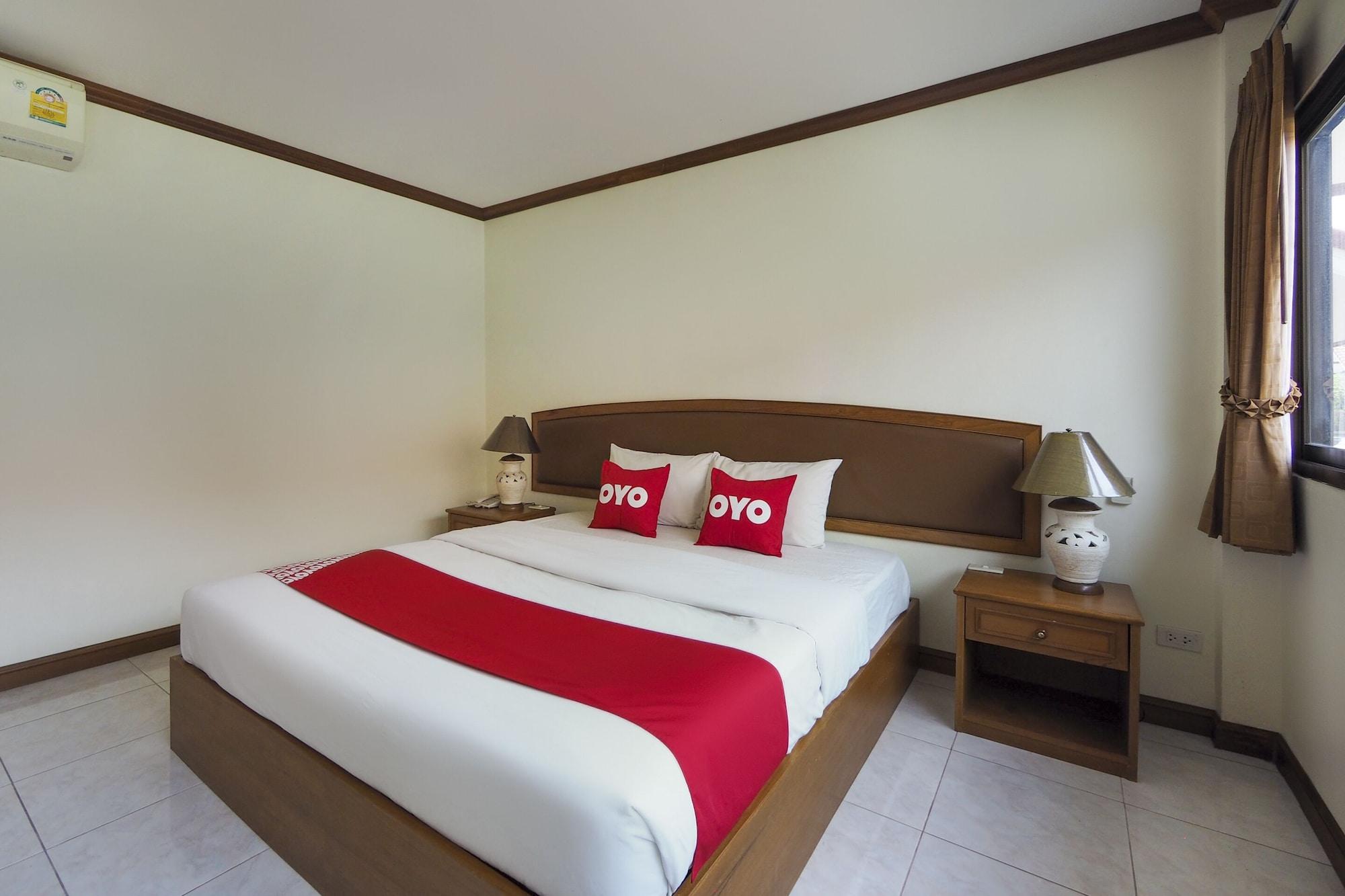 Oyo 859 Golden Land Hotel Чианграй Экстерьер фото
