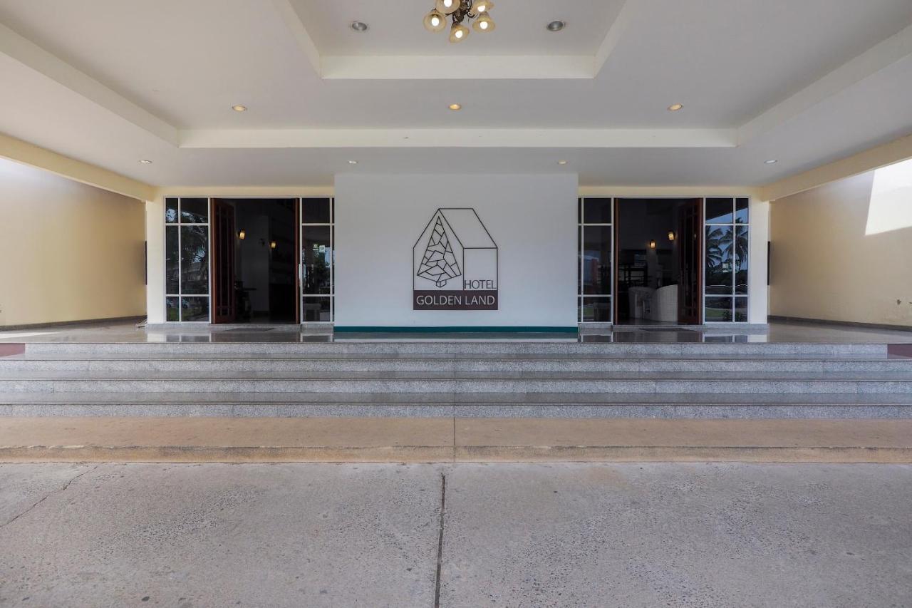 Oyo 859 Golden Land Hotel Чианграй Экстерьер фото